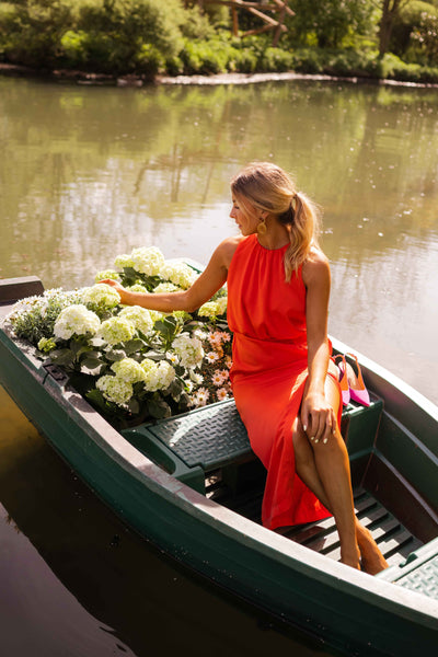 Anavella™ - Elegant Summer Midi Dress with a Flowing and Refined Design