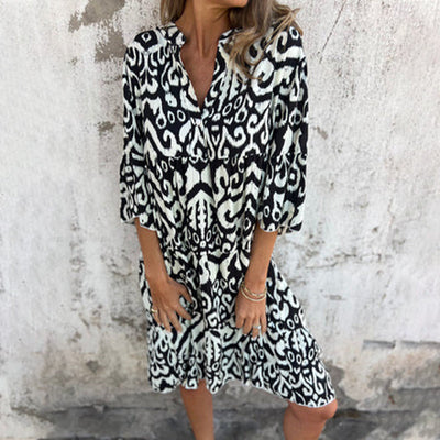 Astrid™ - Printed V-Neck Dress with Three-Quarter Sleeves